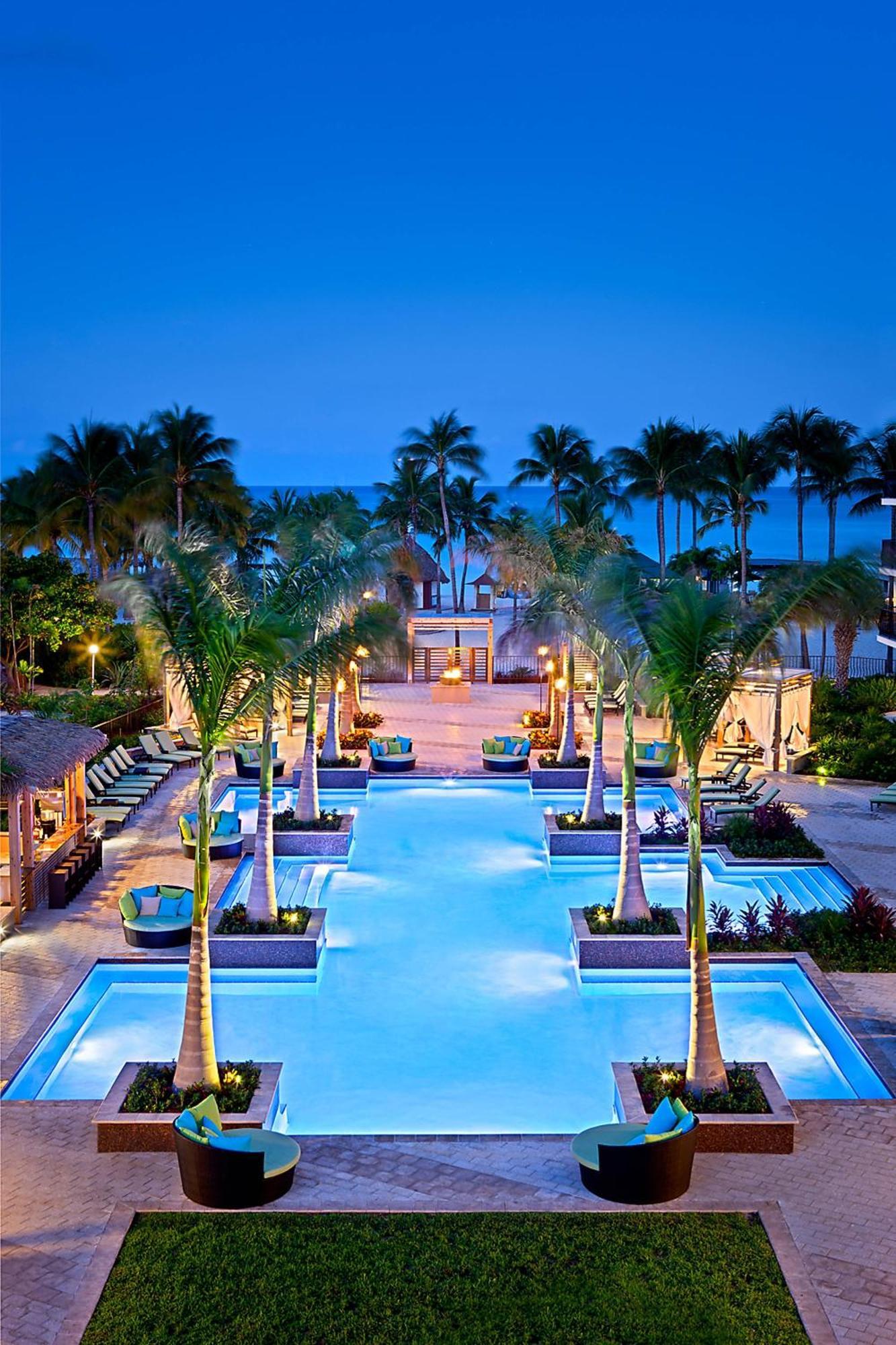 Aruba Marriott Resort & Stellaris Casino Palm Beach Exterior photo